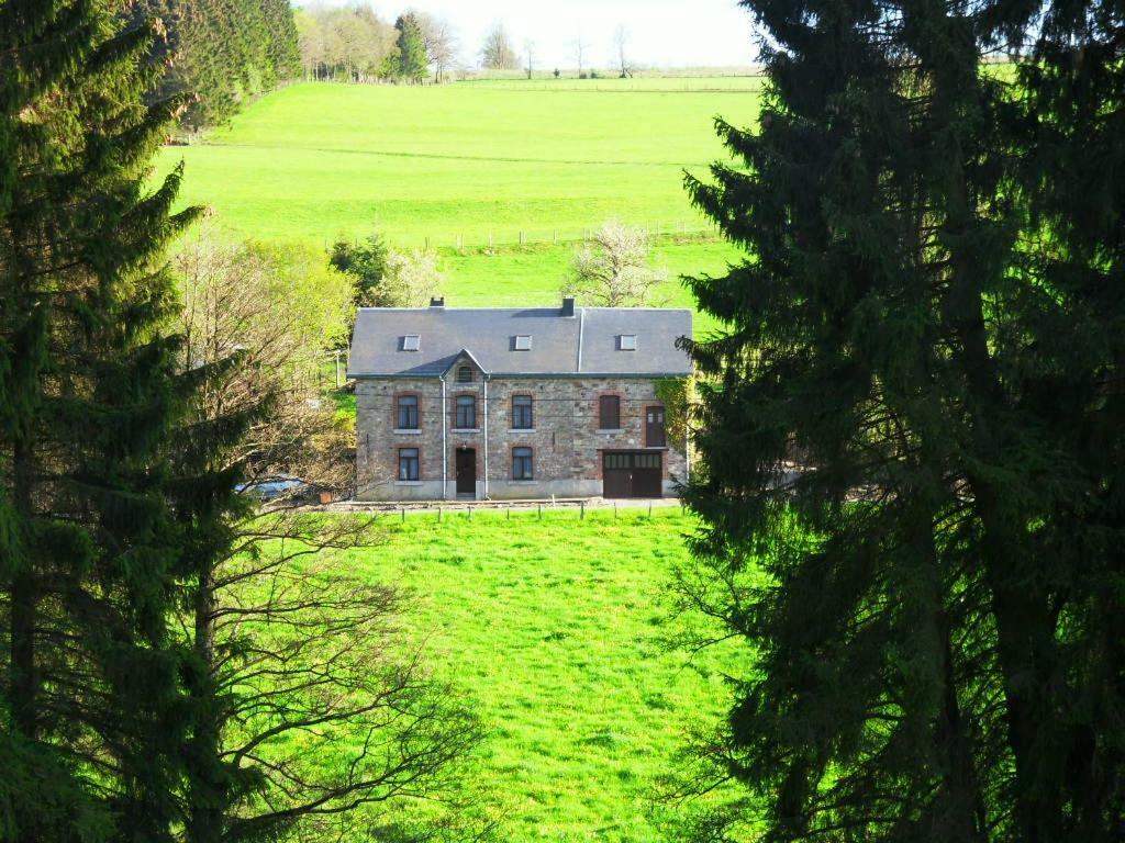 Lin-La-Bedin Villa Vielsalm Bagian luar foto