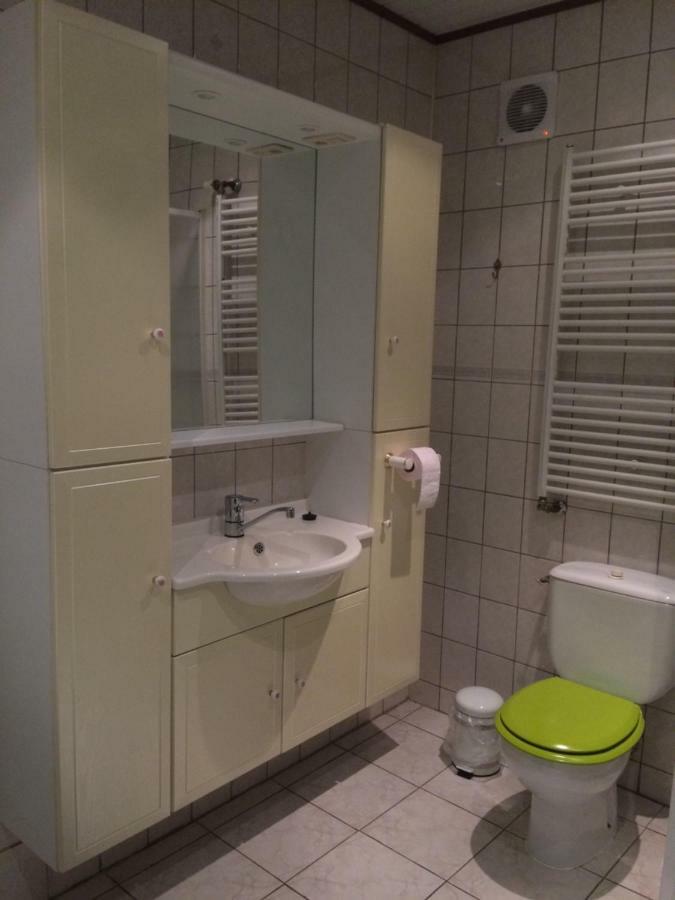 Lin-La-Bedin Villa Vielsalm Bagian luar foto